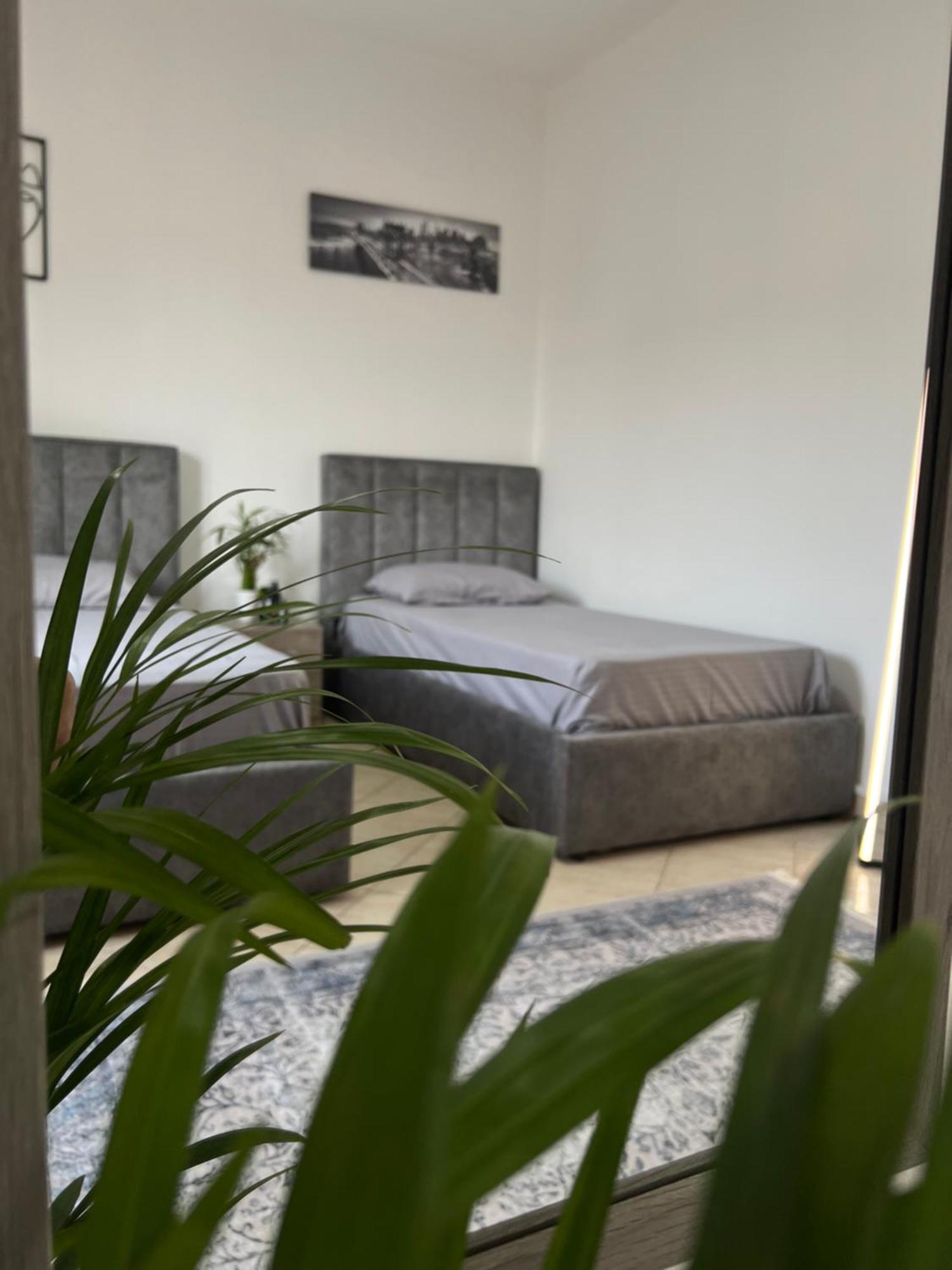 Hostel By Fenix Tirana Exterior photo
